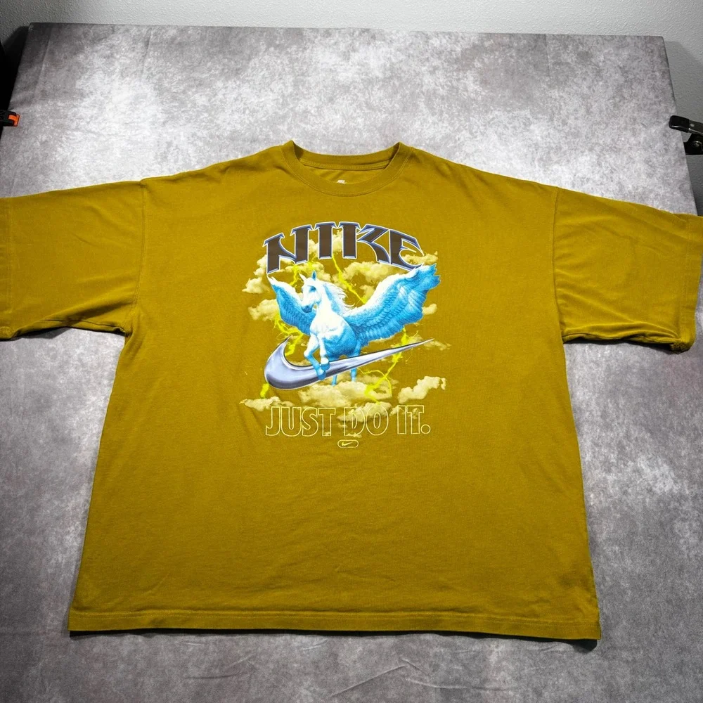 Nike Pegasus Graphic T-Shirt Mens XL Oversized Fit Mustard Yellow Just Do It Tee
